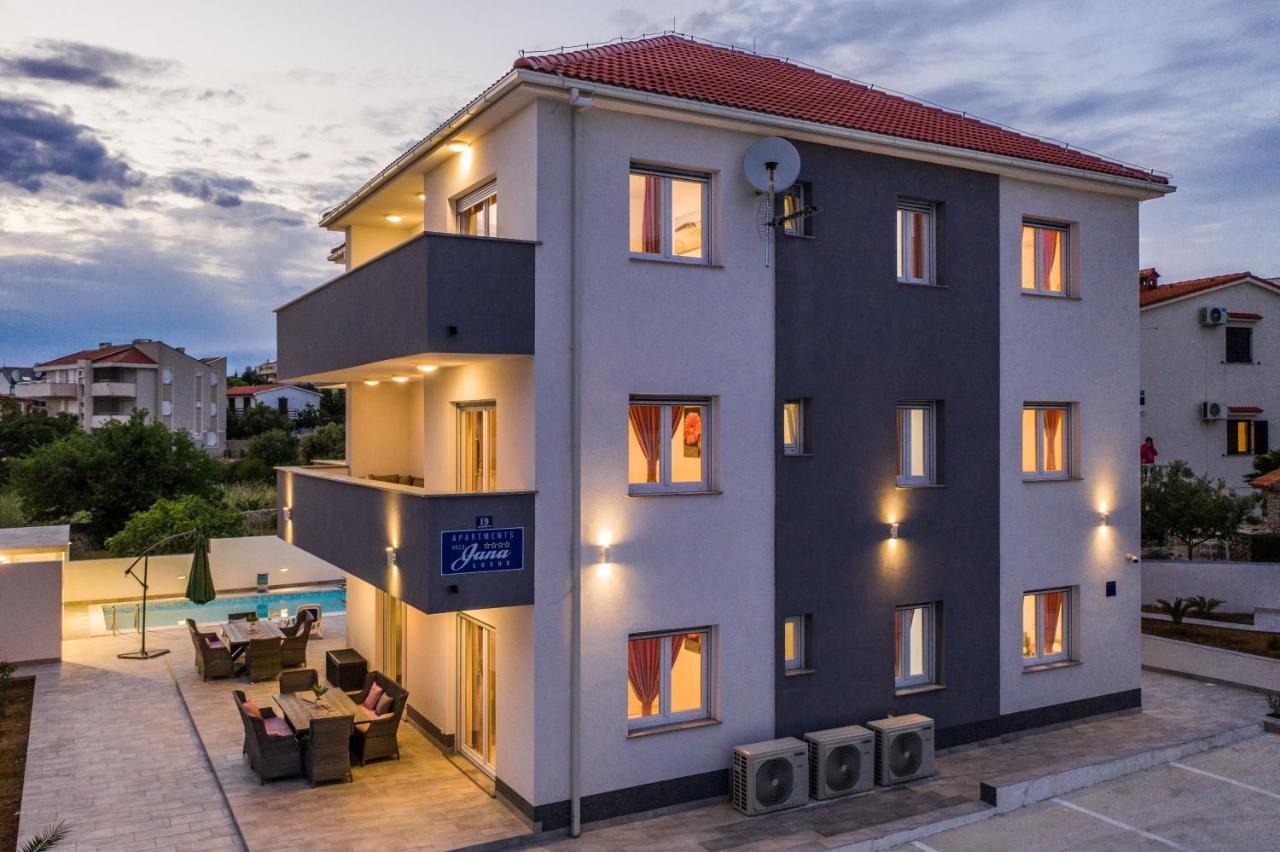 Villa Jana Luxury Apartments ノヴァリャ エクステリア 写真
