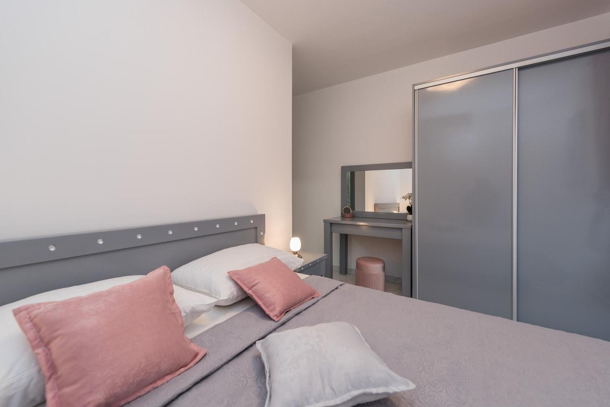 Villa Jana Luxury Apartments ノヴァリャ 部屋 写真