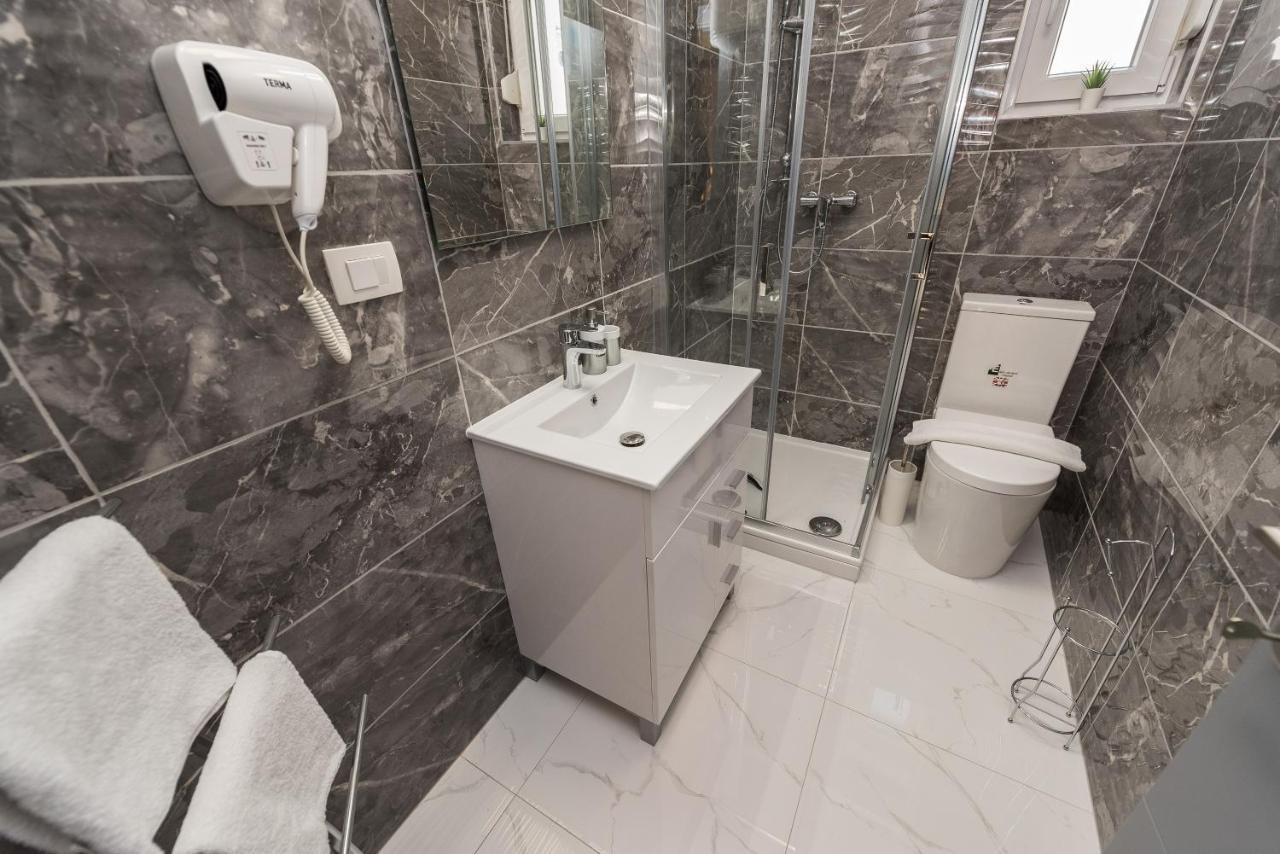 Villa Jana Luxury Apartments ノヴァリャ エクステリア 写真
