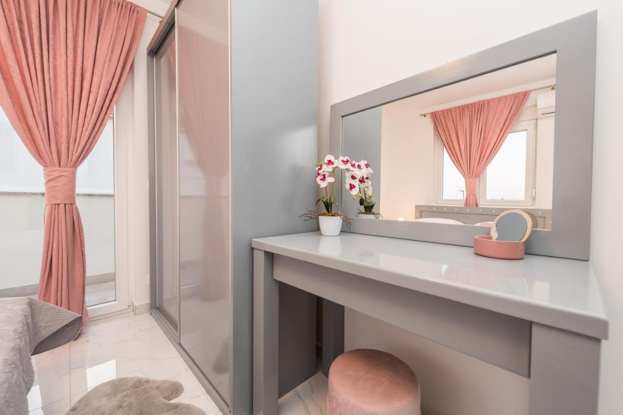 Villa Jana Luxury Apartments ノヴァリャ エクステリア 写真